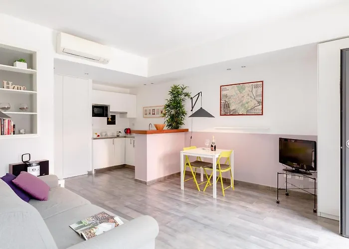 Rhome Accomodation Roma, Italia