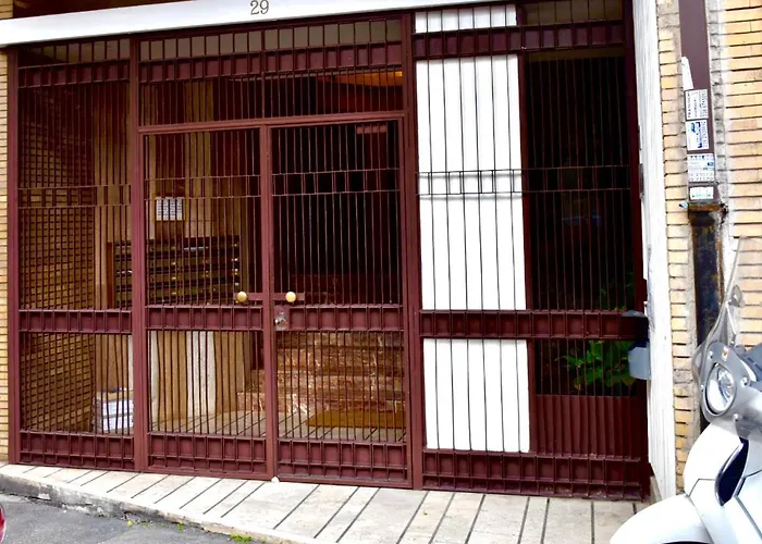 Domus Claudia Apartment Rome, Italy