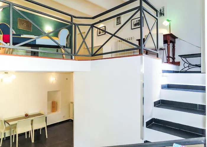 Casa Del Moro - Romantic Loft In Trastevere, Italy