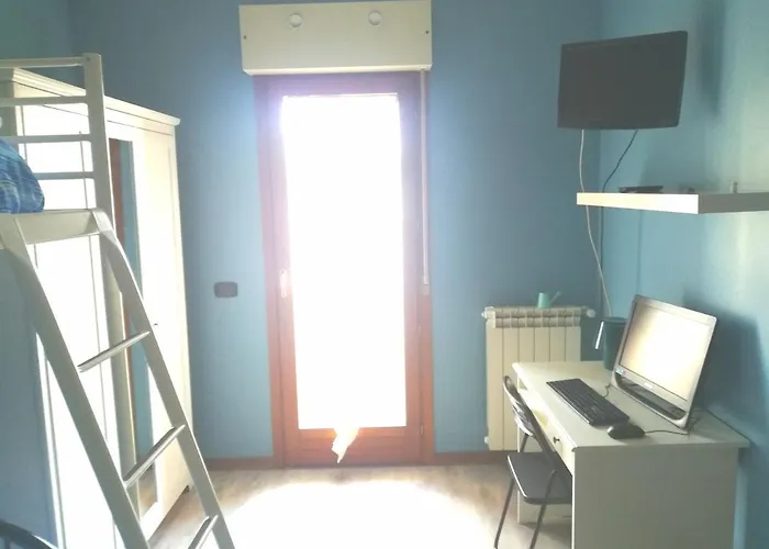 Romanina Appartamento Giuland, Italia