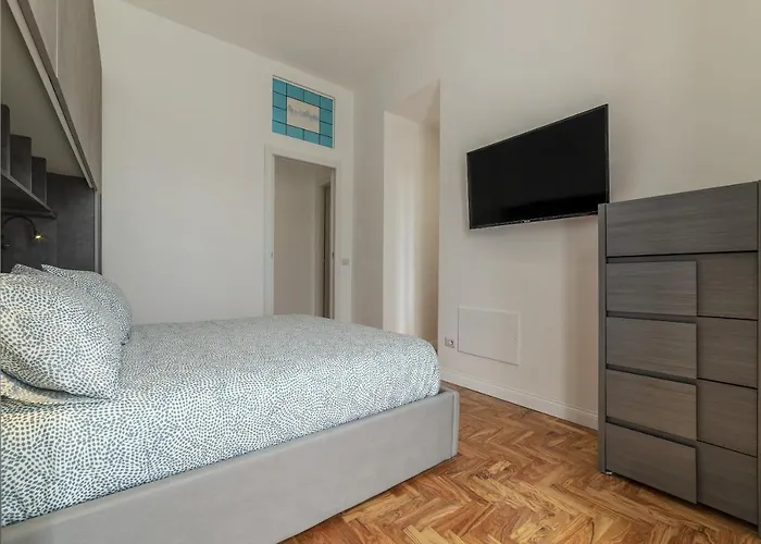 Guesthost - Rione Prati Elegant Apartment With Balcony Roma, Italia