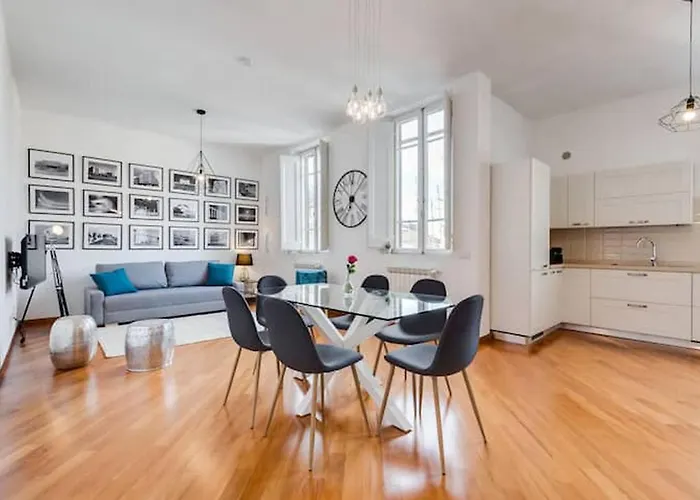 Elegant Flat In Rome Historic Center - 2 Bathrooms, Italia