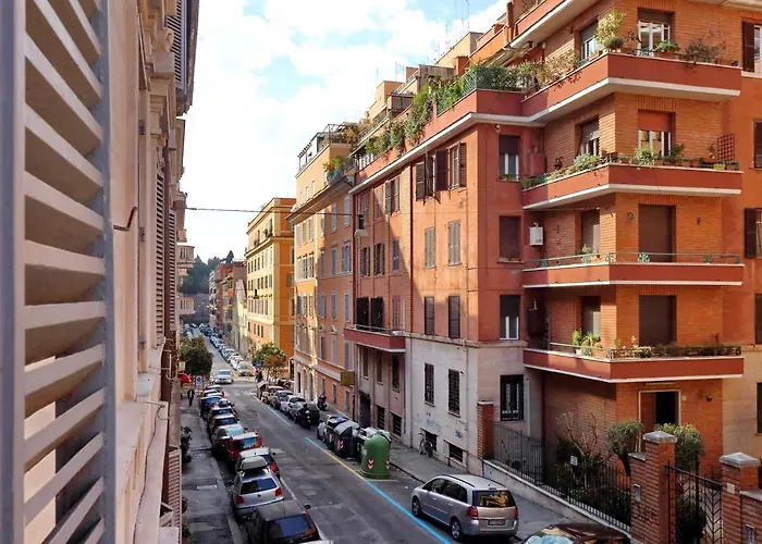 Deco'S Place Roma Cloe Apartment, Italy