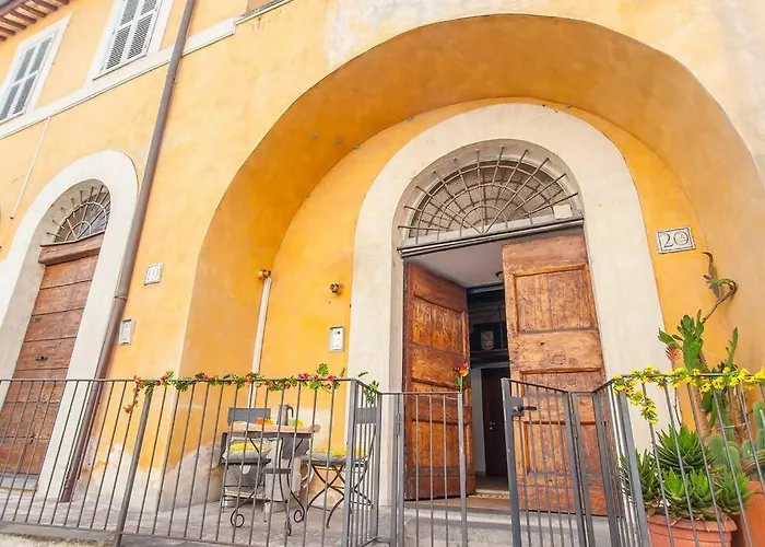 L’Antico borgo di Trastevere Roma, Italia