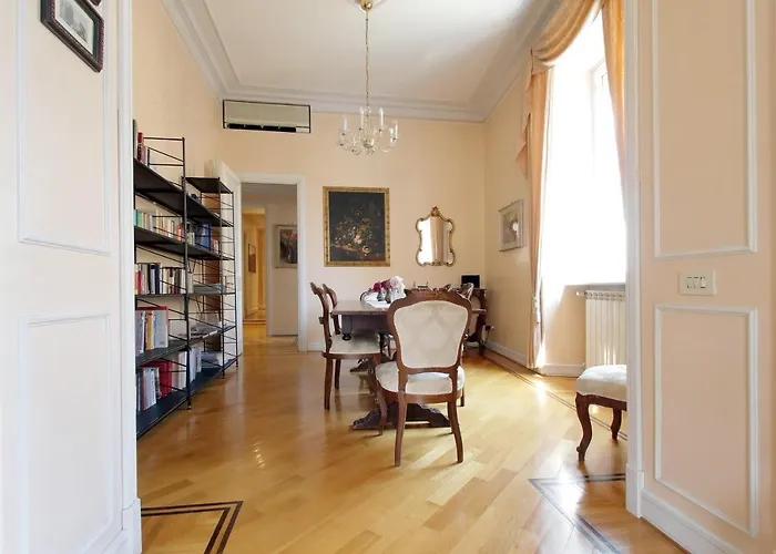 Vatican House Via Terenzio Rzym, Włochy