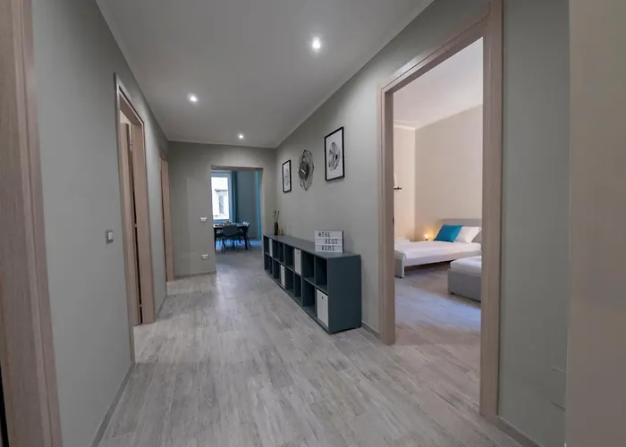 The Best Rent - Apartment Close To Termini Station Roma, Italia
