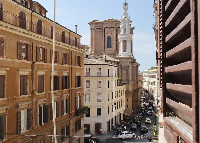 Piazza Di Spagna Domus Roma, Italia