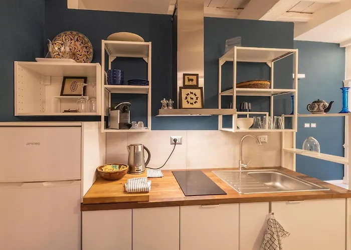 Rione Monti Studio Apt With Private Garden Rome, Italy