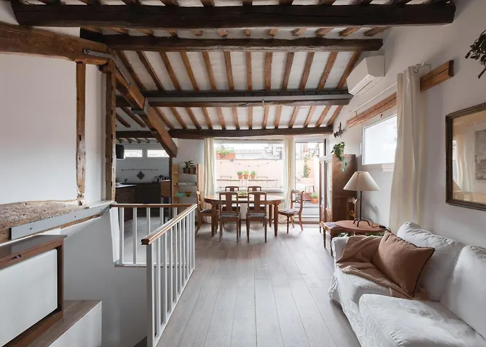 Amazing Apartments With Terrace Or Rooftop In Trastevere Rome, Italy