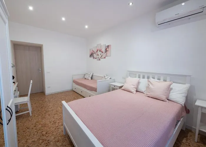 Appartamento Casa Rosa Beige e Blu Roma, Italia