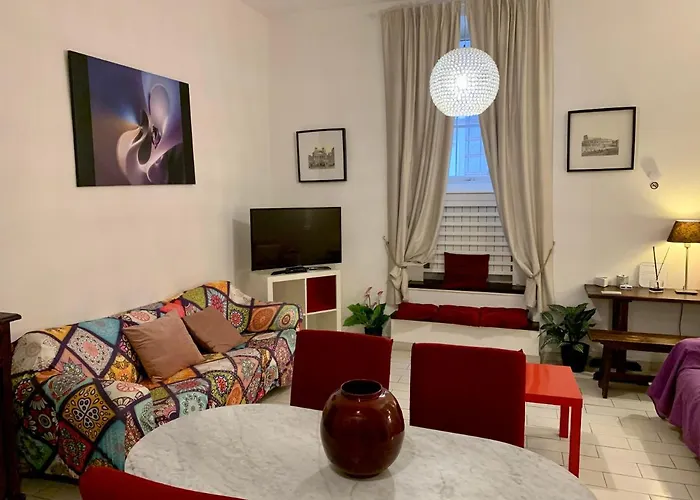 Chroma Apt Farinone 28, Italia