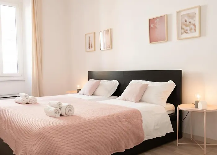 The Best Rent - Spacious Apartment Near Roma Termini Station, Włochy