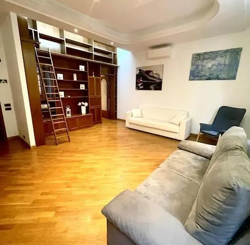 Colosseum Charming Stay Roma, Itália