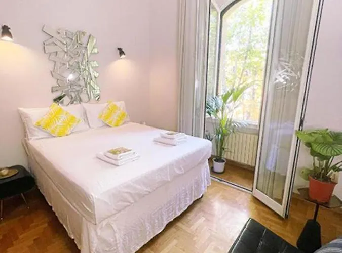 Rome City Center Apartment, Italy