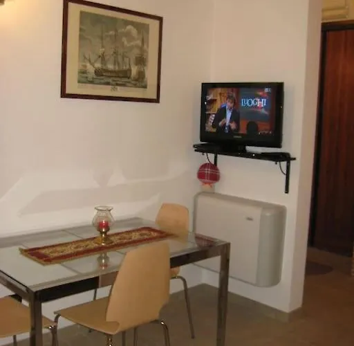 Vivilo Collection - Opera Theater Apartment Rome, Italy