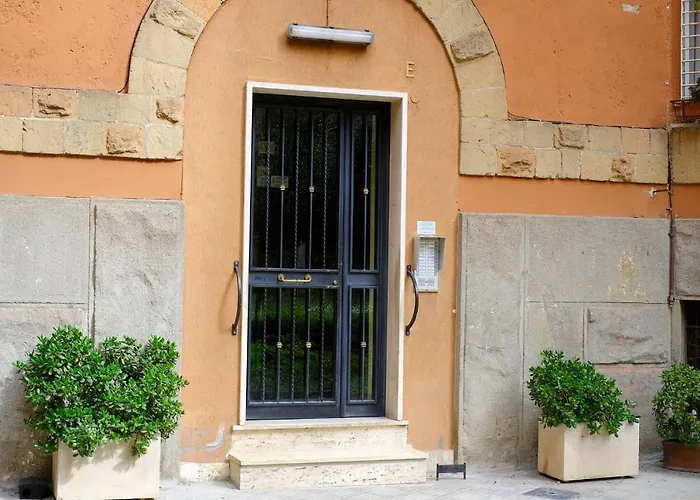 Remuria Domus Roma, Italia