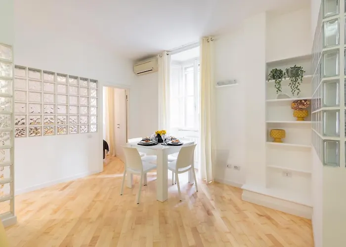 Vrhome Roma, Italia