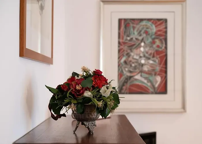 Casa Bouganville - St. Peter Romantic Apartment, Italia