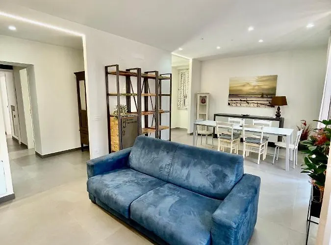 Appartamento PrivatehouseinRoma, Italia