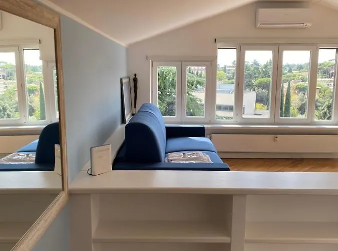 Piccolomini Design Apartment Roma, Italia