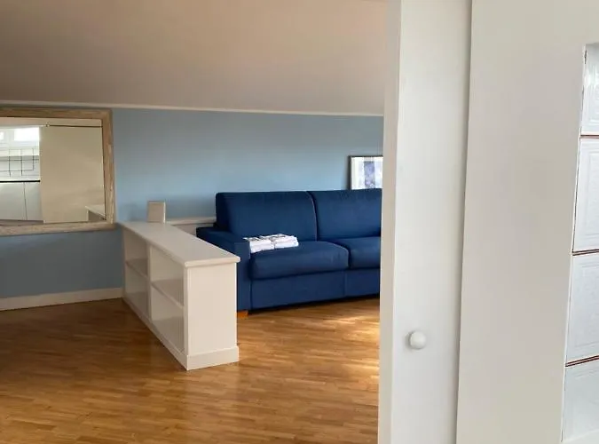Piccolomini Design Apartment Roma, Italia