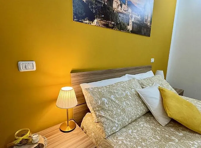 Paradise Suite Roma Centro, Italy