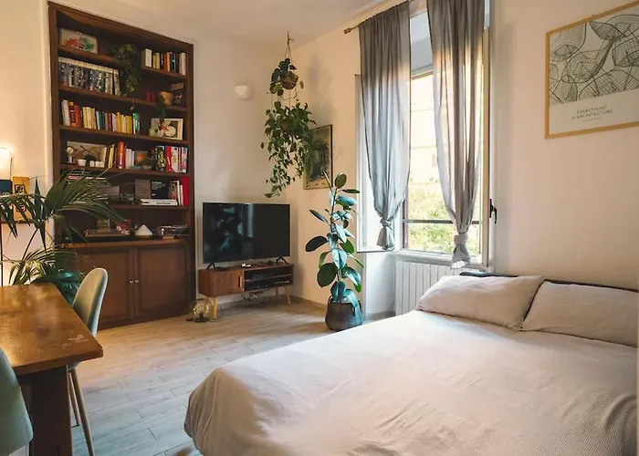 Vaticano/Trastevere Floreal Suite Roma, Italia
