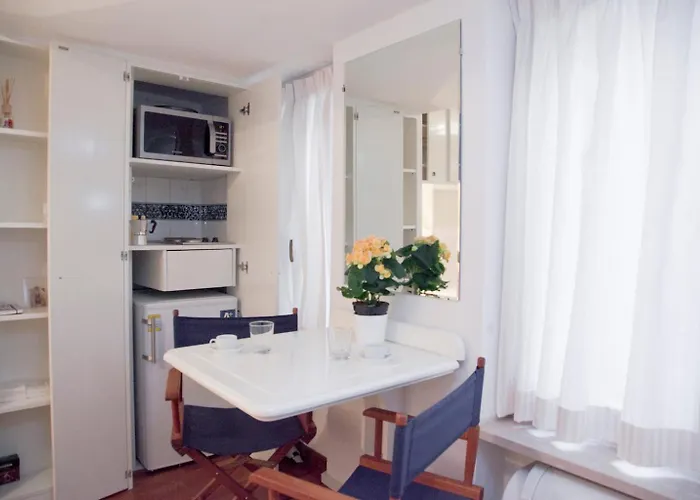 Cozy Studio Pantheon Roma, Italia