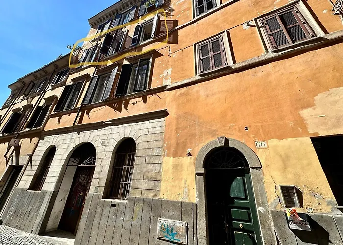 House Of The Sun In Trastevere Roma, Italia