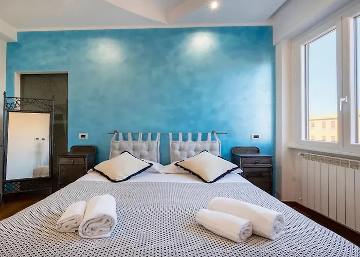 Stylish Apartment Rome Air Conditionig Wifi Tv 50 Metro 4 Minutes Away, Italia