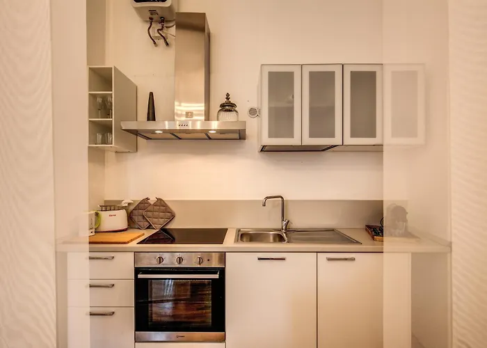 Elegant Apartment Behind The Colosseum Rom, Italien