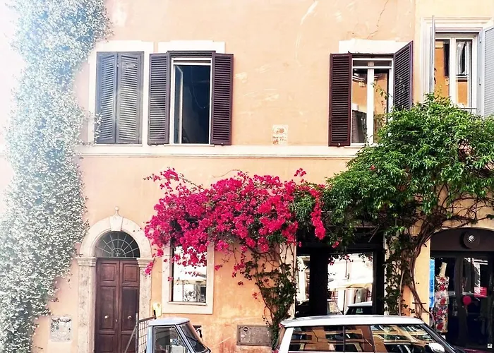 Romantic Wellness Apartment Colosseo, Italy