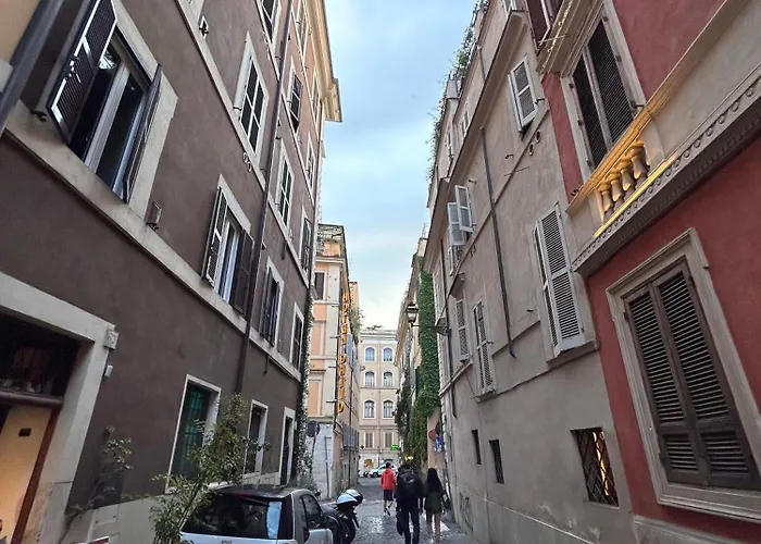 A Casa Dei Romani, Italia