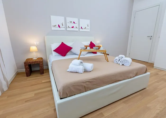 Noh Spacious Modern Home For 8 With 3 Bdr 2 Bathrooms Roma, Italia