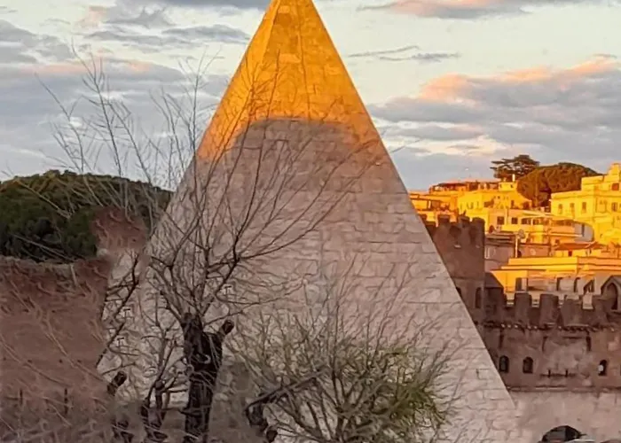 Appartamento The Golden Pyramid Roma, Italia