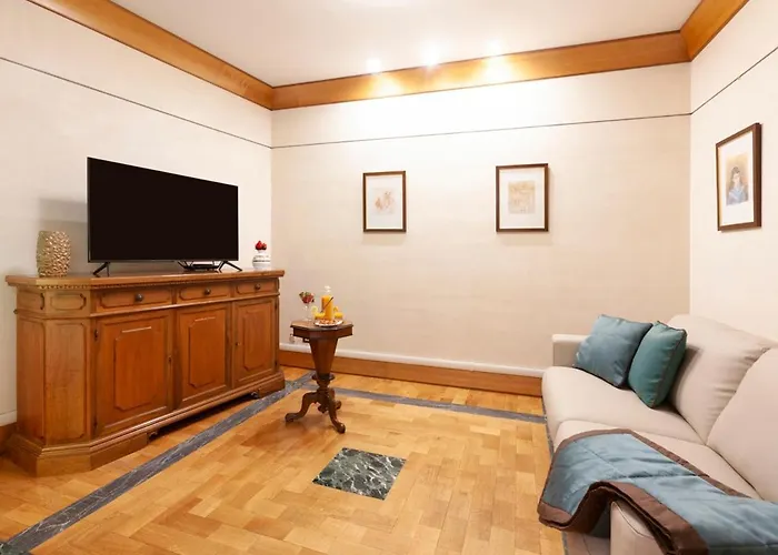 Harry'S Bar Trevi Luxury Apartments - Sardegna Rome, Italy