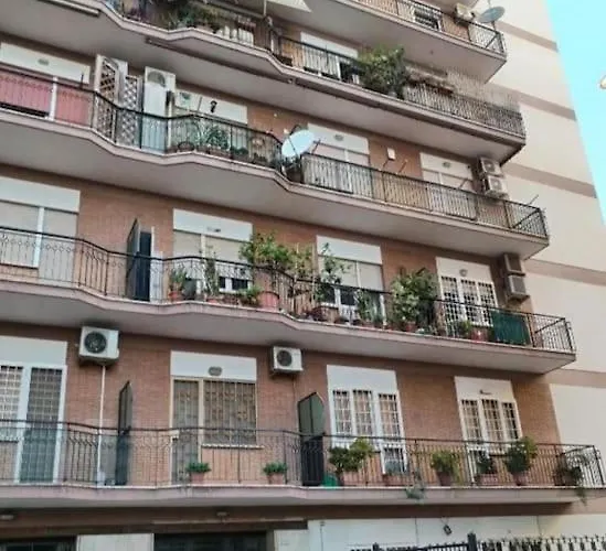 Appartamento Adiacente Fermata Metro A Roma, Italia