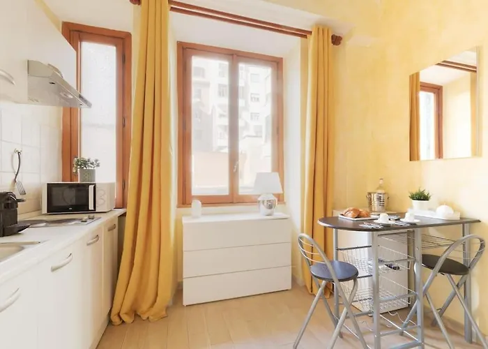 Private Suite In A Guest House With Private Bathroom N3 Roma, Italia