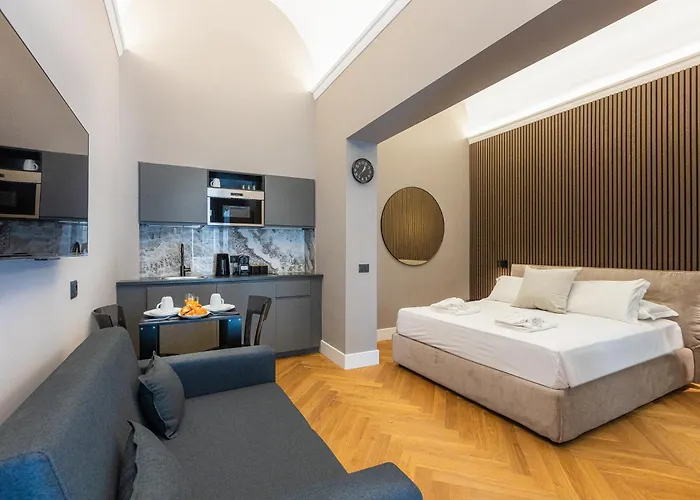 Luxury Suite Trevi Rome, Italy