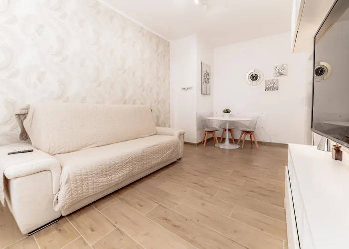 Appartamento Mary Flat- Metro Garbatella - Wi-Fi Roma, Italia