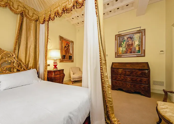 Ych-Bridgerton House A Campo De Fiori Apartment Rome, Italy