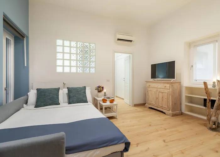 Trevi Fountain Boutique Apartment Rome, Italy