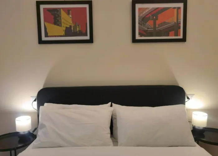 Metro Lodi Apartment Roma, Italia