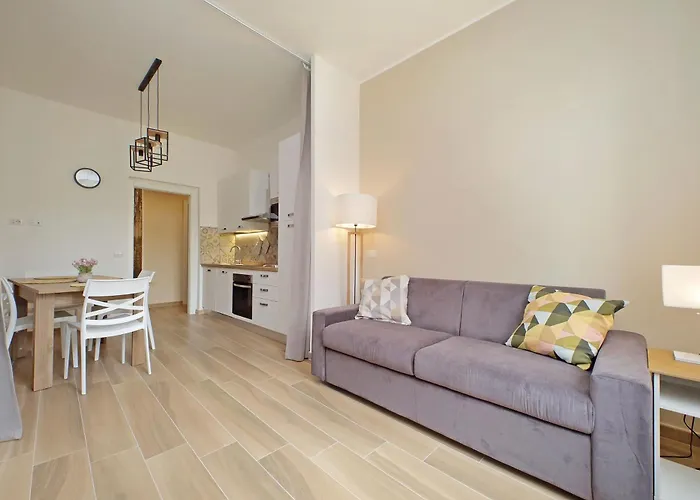Prestigious Re di Roma Apartment, Italia