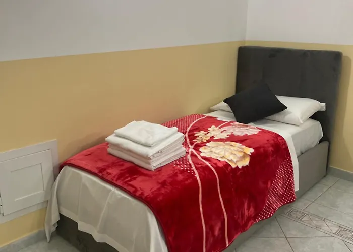 Roma Appartamento, Italia