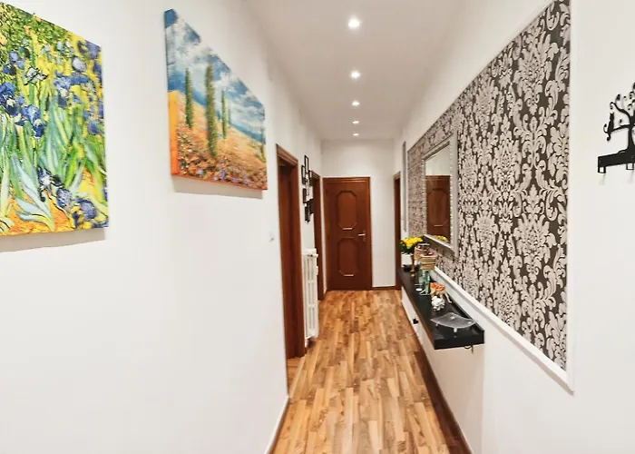 Appartamento Viale dei Re di Roma, Italia