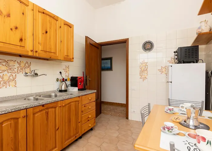 VIVA Rome Apartment 10 minuti dal Colosseo, Italia