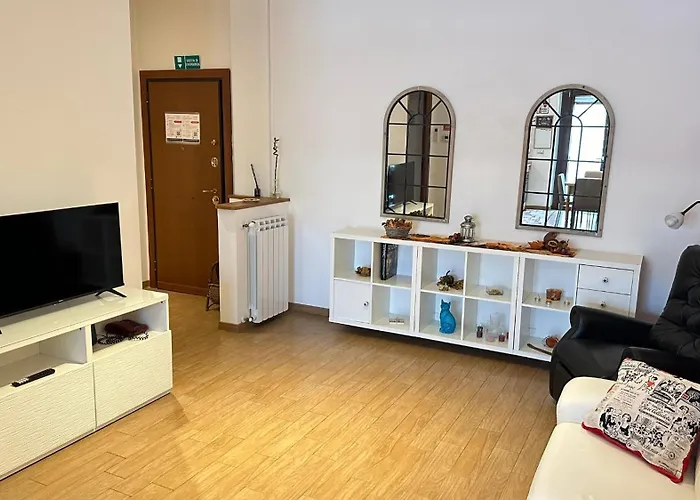 Luxury Cinecitta Apartment - Portofina Roma, Italia