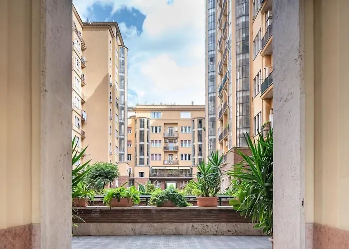 Apt Ristrutturato A Palazzo Federici Piazza Bologna Roma, Italia
