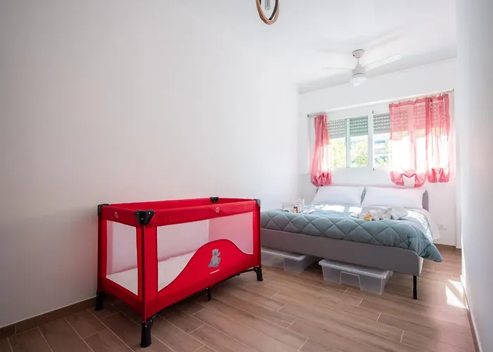 Garbatella Bridge Apartment Roma, Italia